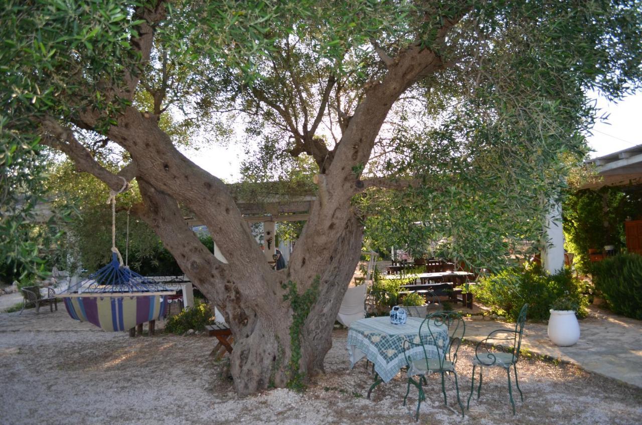 I Trulli Di Acquarossa Aparthotel Cisternino Ngoại thất bức ảnh